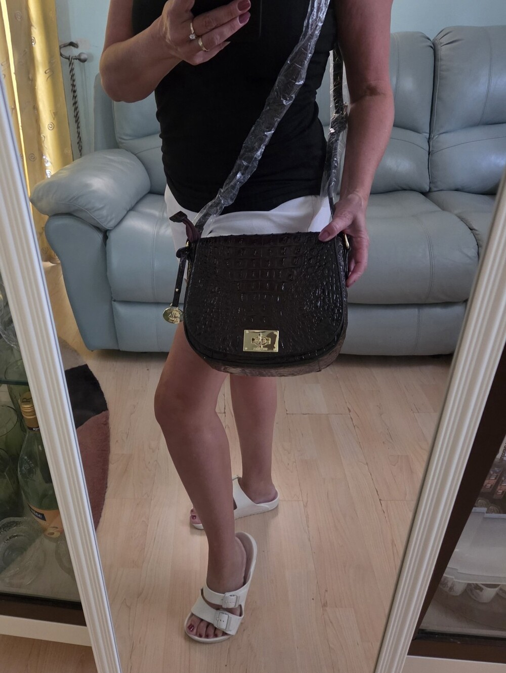 Classic Croc-Embossed Crossbody Bag ❤️ - Picture 8 of 8